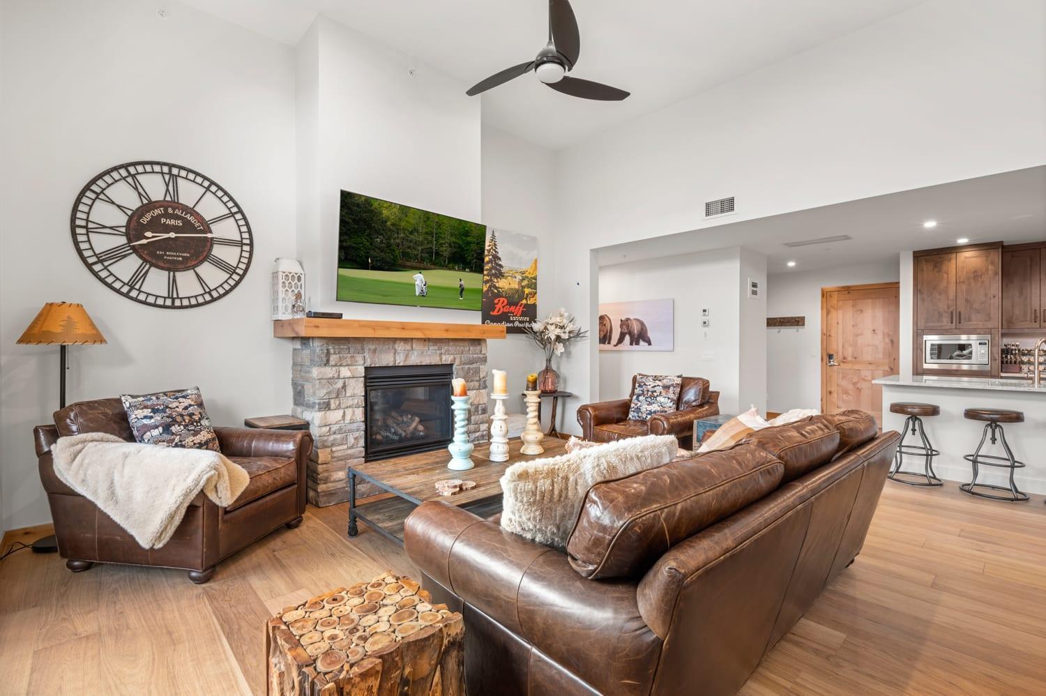 Exclusive Tamarack Penthouse - Canmore
