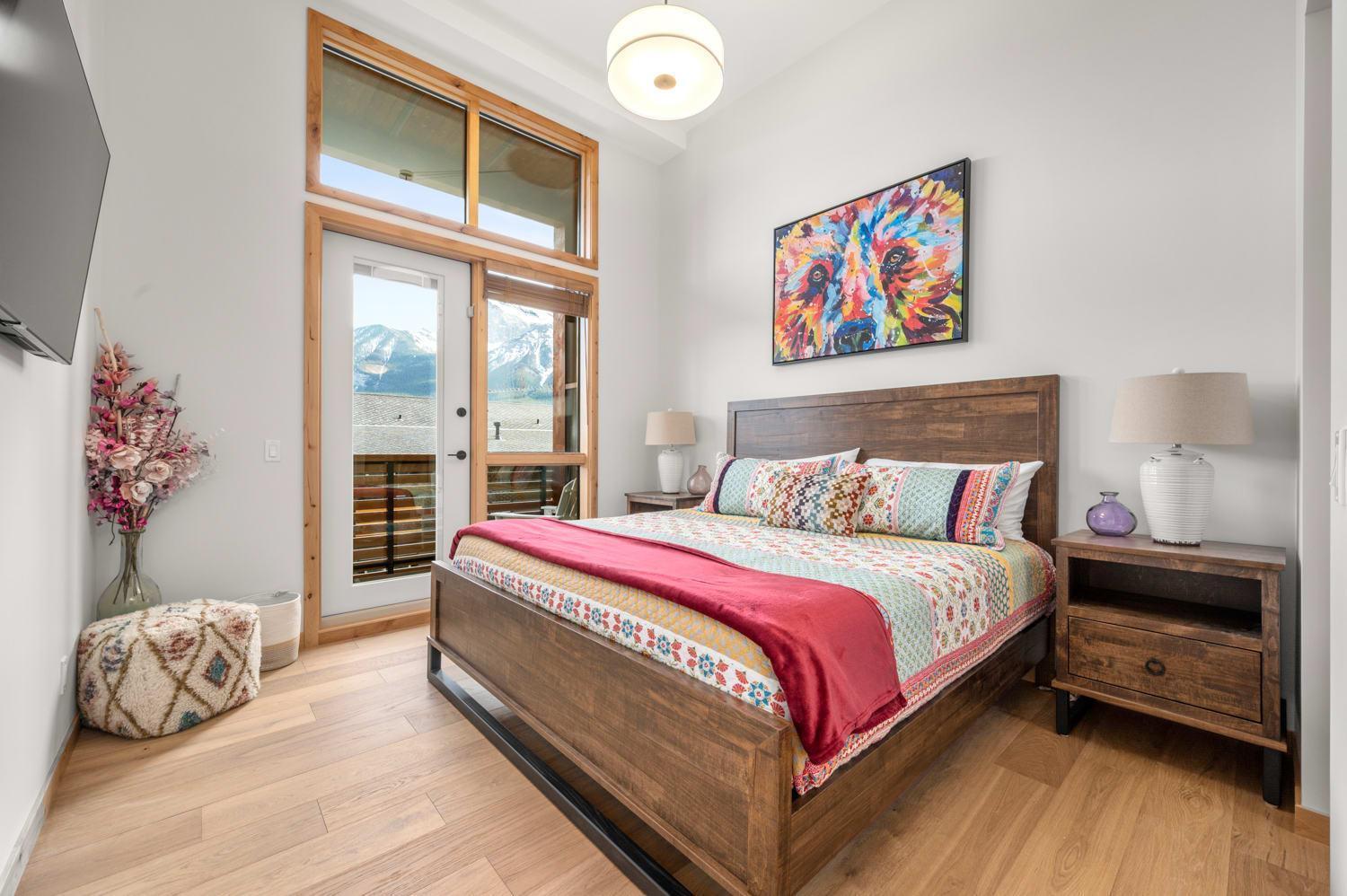 Exclusive Tamarack Penthouse - Apartment