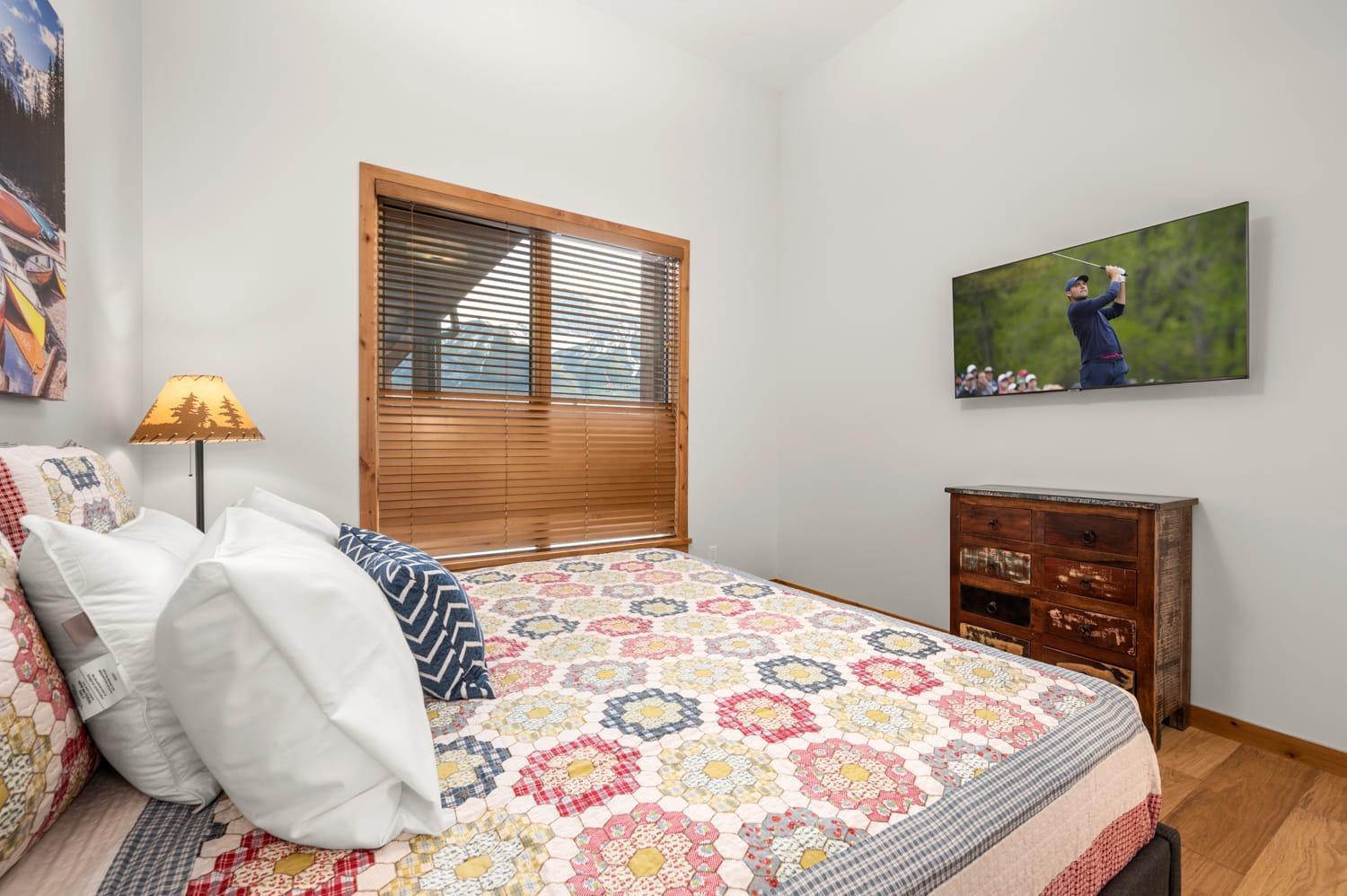 Exclusive Tamarack Penthouse - * Canmore
